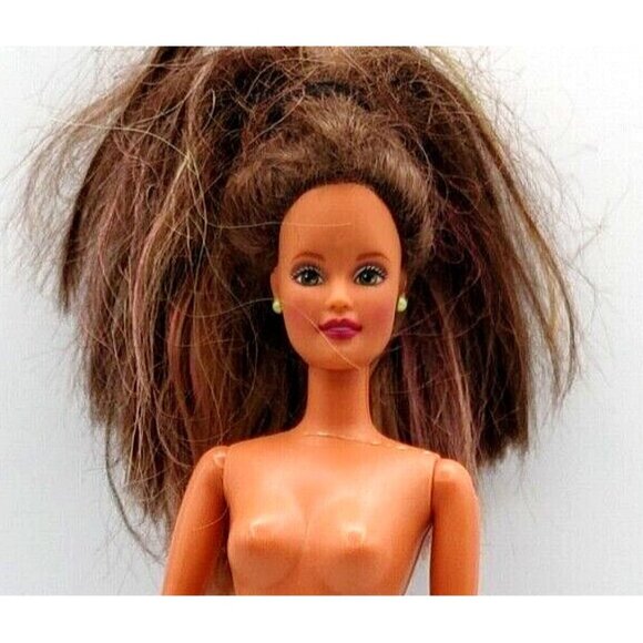 BARBIE Vtg 90s Articulated TERESA Jointed Doll Yoga Green Eyes Fingernails Shoes - Picture 2 of 8